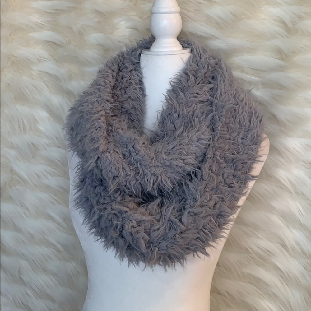 Faux fur scarf
